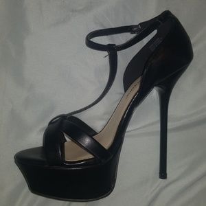 JustFab Delfina shoes